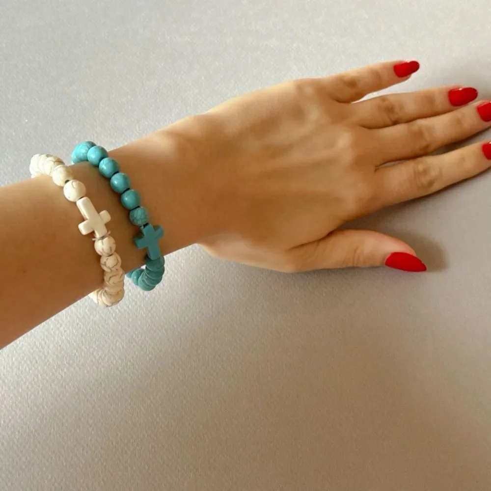 Turquoise and Cream Beaded Cross Bracelets A828